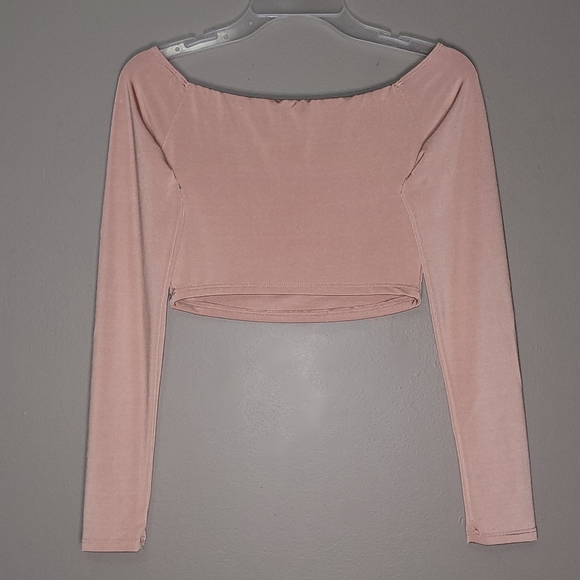 S | Room Service | Long Sleeved Crop Top - Picture 3 of 6